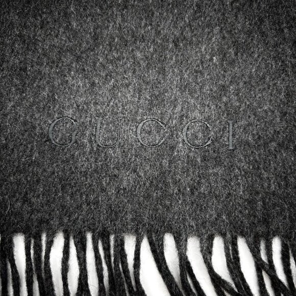Authentic GUCCI Large Stole Muffler Scarf Gray Cashmere - Picture 13 of 15